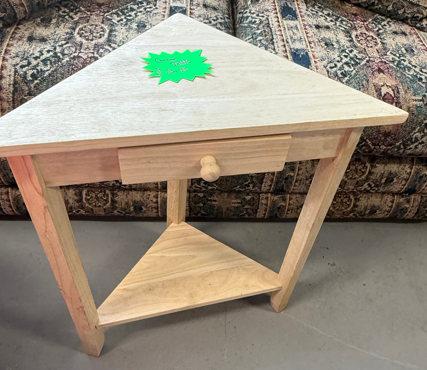 Corner Table